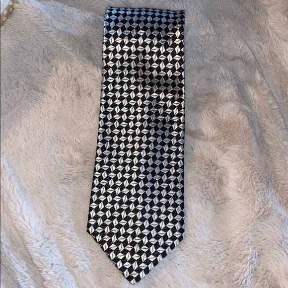 Fratelli Moda Italian Silk Tie Diamond Pattern - Picture 1 of 7